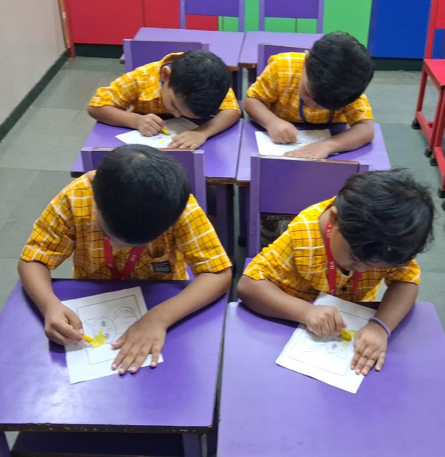 Colouring Contest