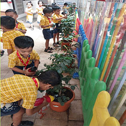 LOVE THE EARTH, KEEP IT CLEAN & GREEN