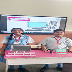 Std IV Marathi Activity BEST OUT OF WASTE - Making a computer 2025-26